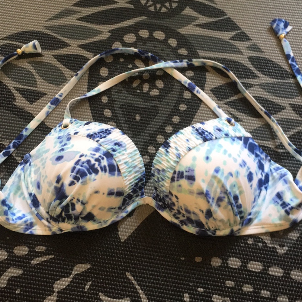 Victoria’s Secret Bikini Tip